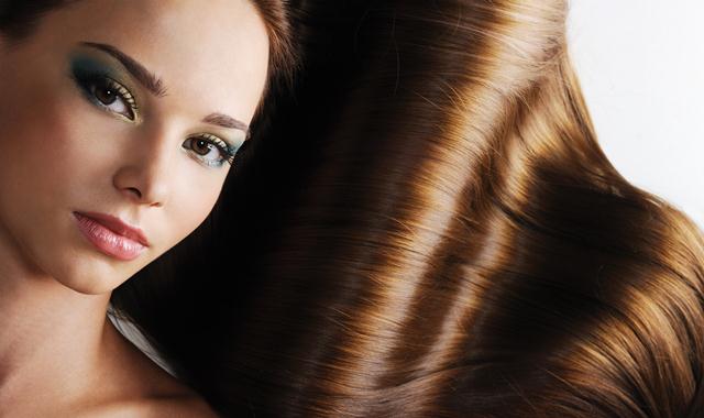 capelli-con-forfora-cause-rimedi-naturali-cure 